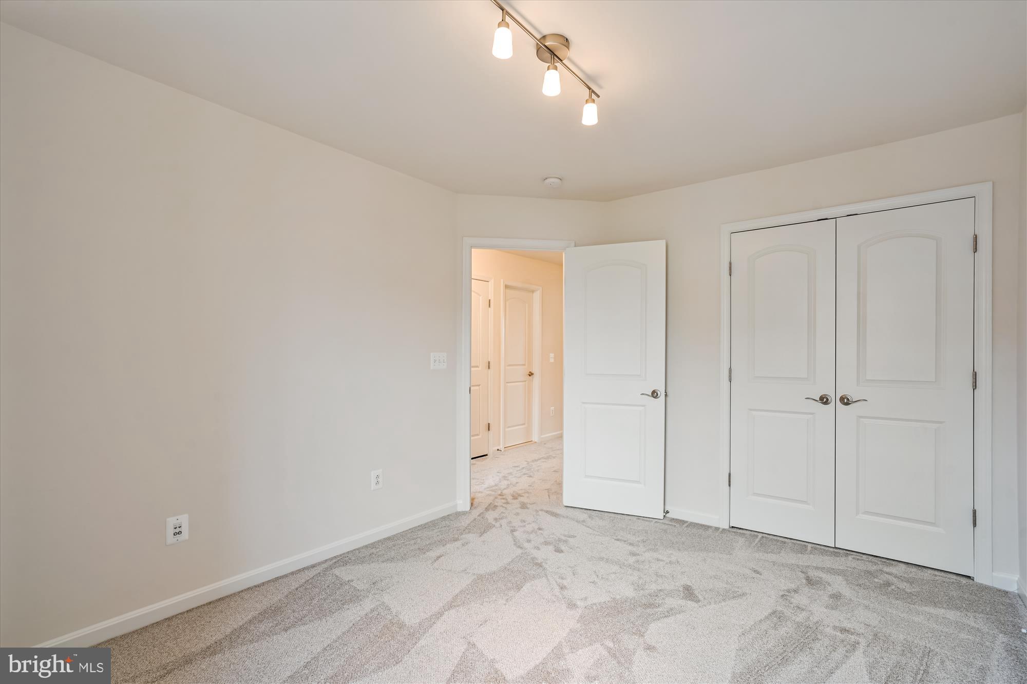 BRAMBLETON LANDBAY 2 - Residential