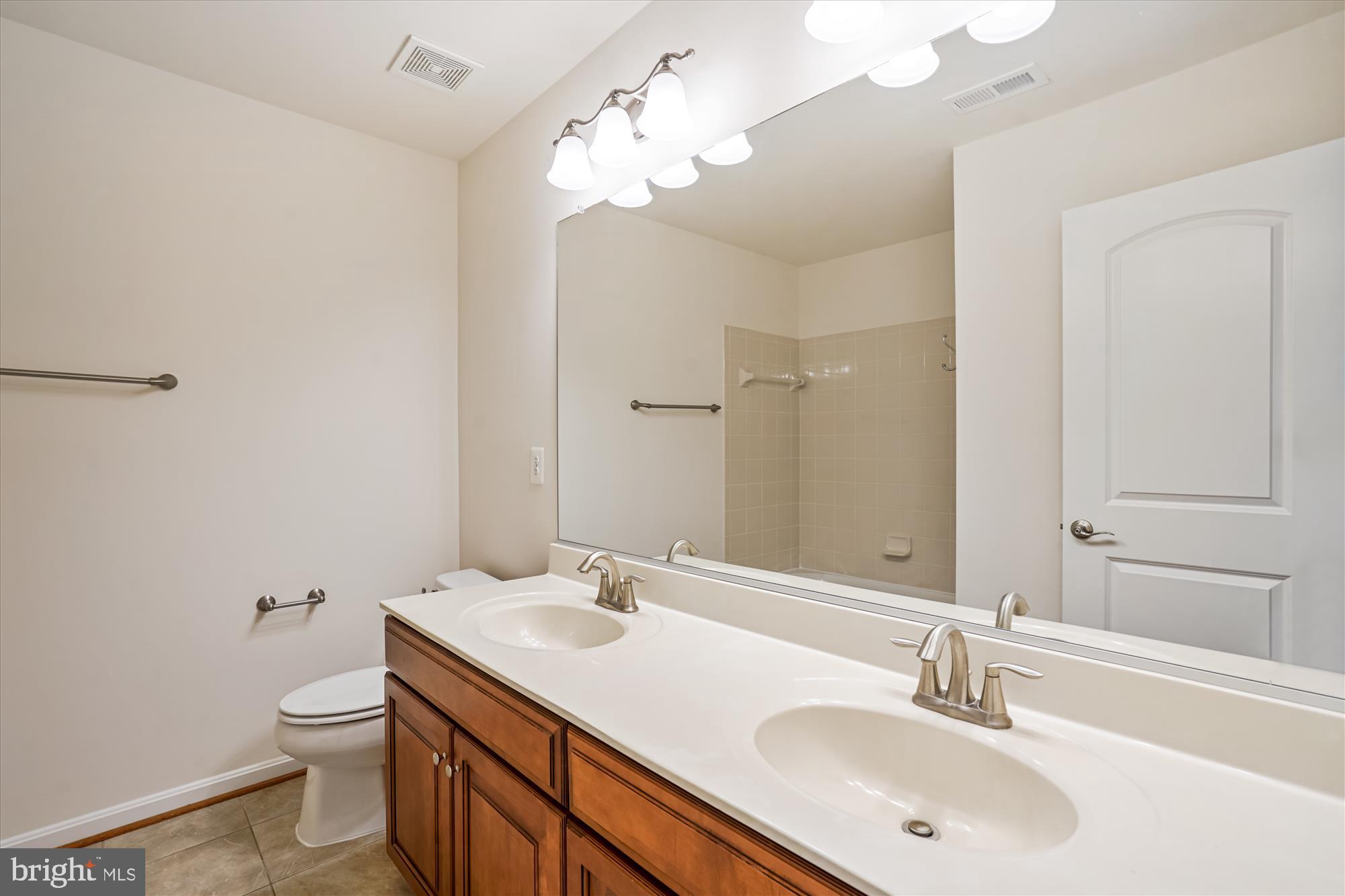 BRAMBLETON LANDBAY 2 - Residential