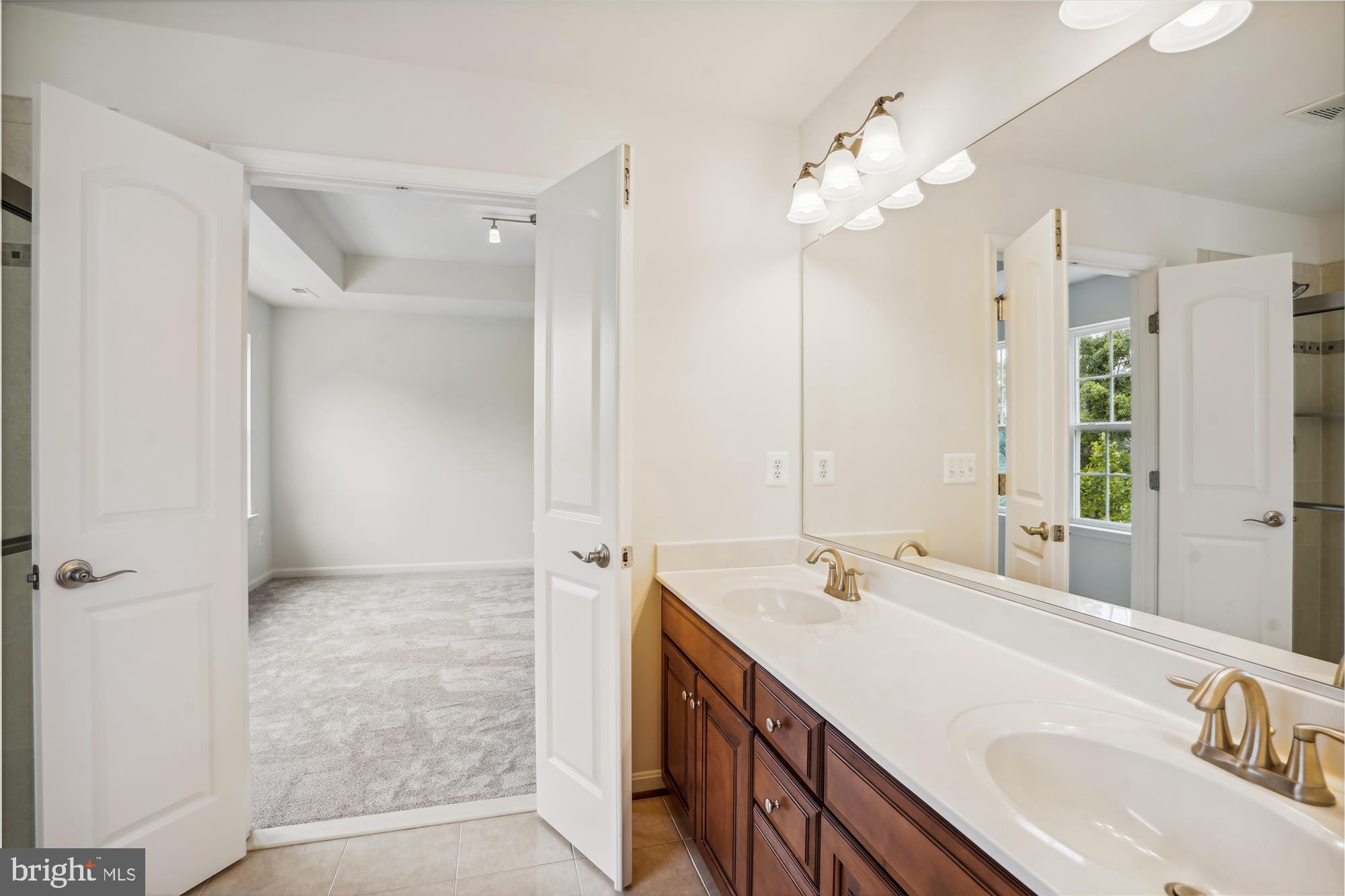 BRAMBLETON LANDBAY 2 - Residential