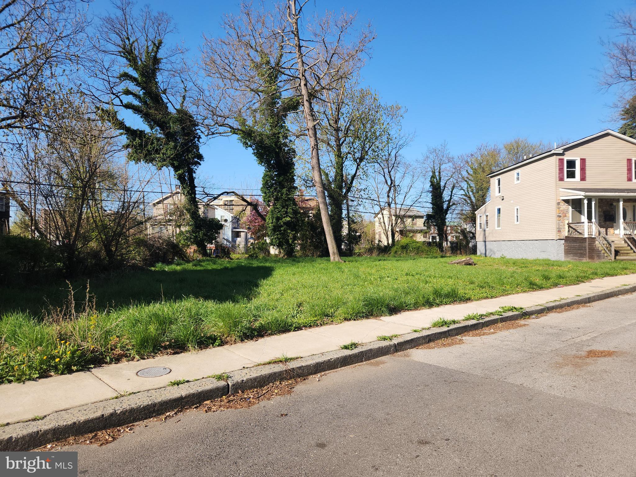ONLINE AUCTION: Bidding begins 06/26/2025 @ 10:00 AM. Bidding ends 06/30/2025 @ 12:10 PM. List Price is Suggested Opening Bid. Lot of Land located in the Arlington area of Baltimore City. Property is in close proximity to Pimlico Race Course, Sinai Hospital, Reisterstown Road Shopping Plaza, & Cylburn Arboretum. Easy Access to Major Traffic Artery Park Heights Ave. Deposit: $5,000.