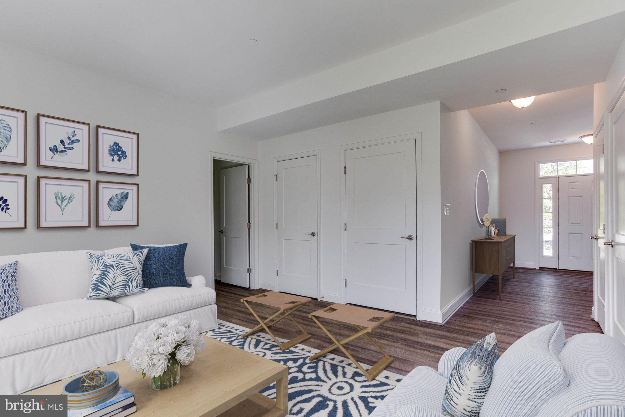 ROMANCOKE ON THE BAY - Residential