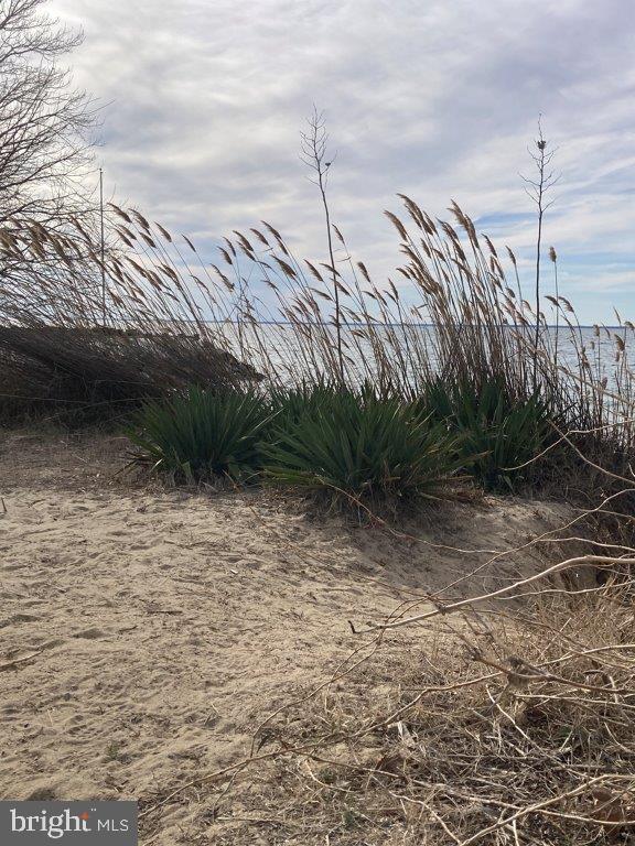 ROMANCOKE ON THE BAY - Residential