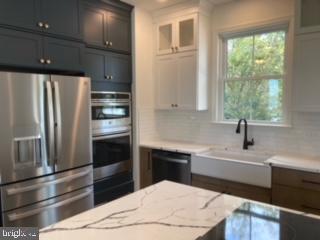 ROMANCOKE ON THE BAY - Residential