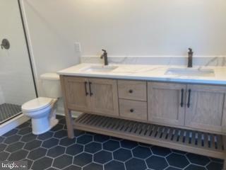 ROMANCOKE ON THE BAY - Residential