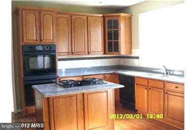 ASHBROOK VILLAGE - Residential Lease