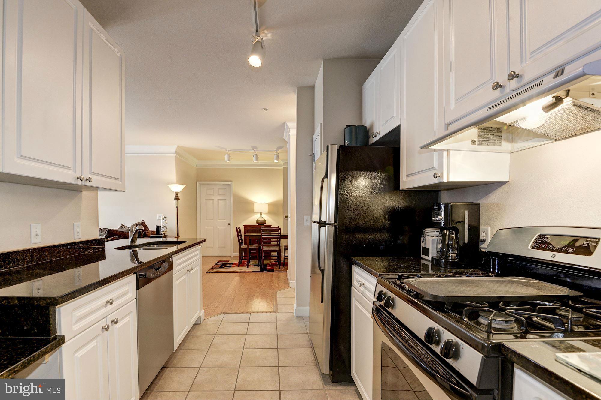 FITZ AT ROCKVILLE TOWN C - Residential