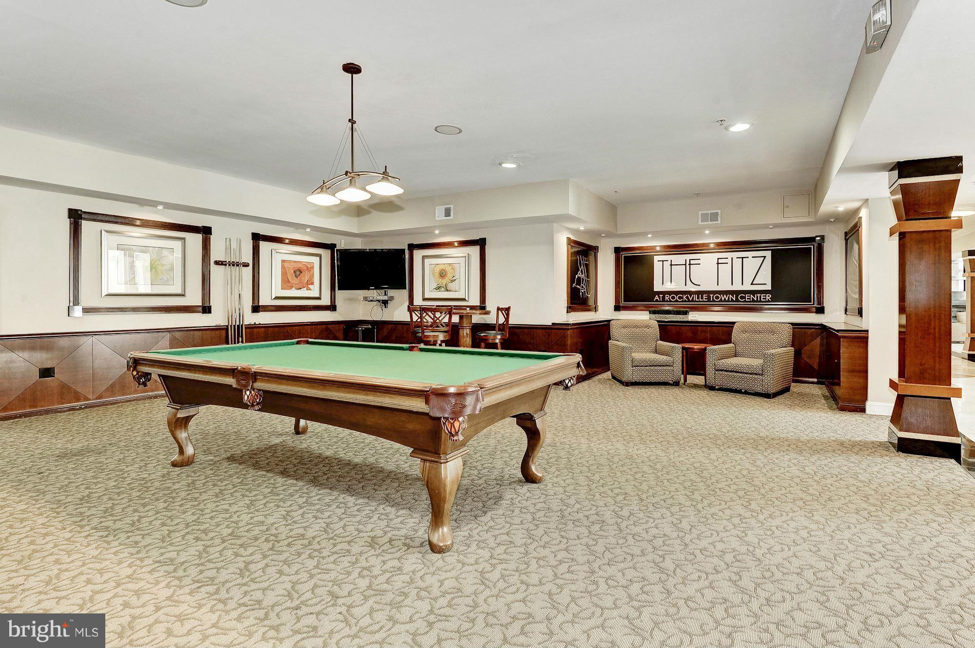 FITZ AT ROCKVILLE TOWN C - Residential