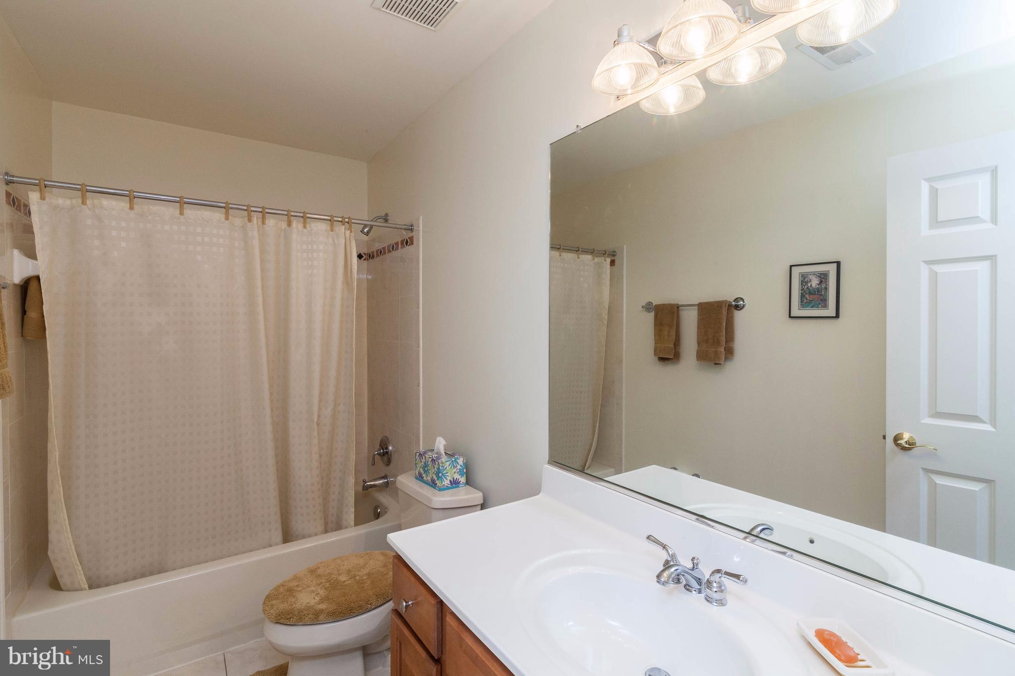 NORTH BETHESDA - Residential