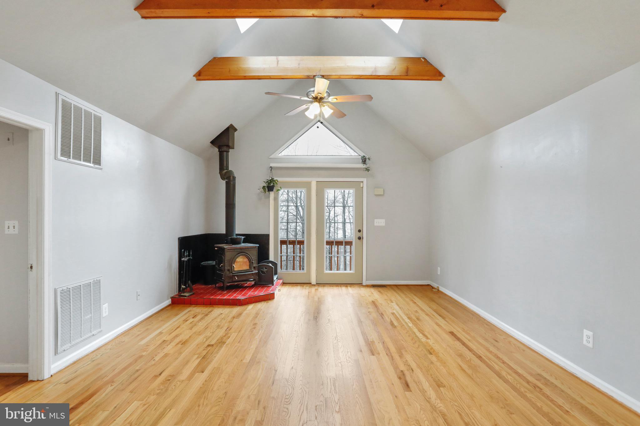 SHANNONDALE - Residential