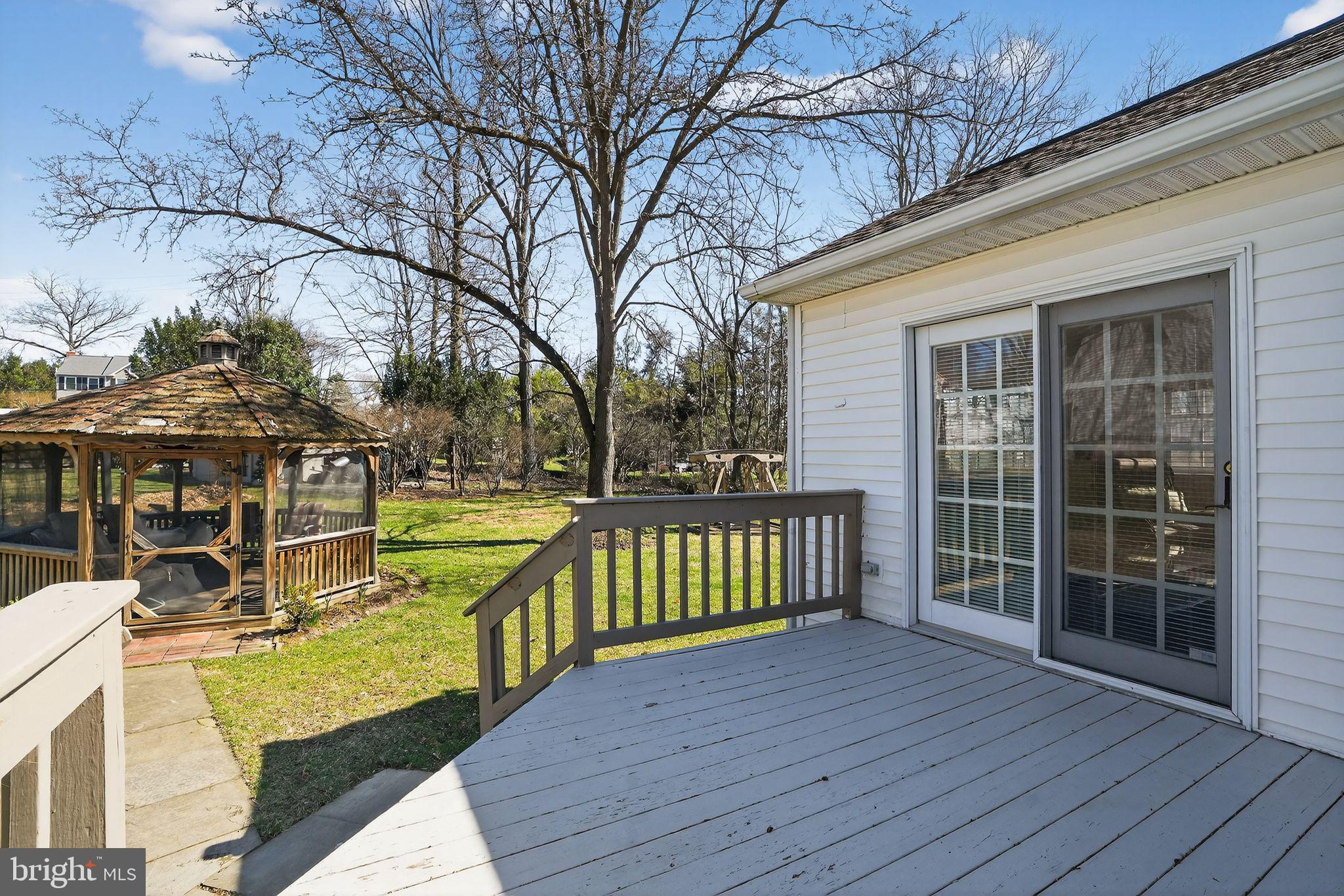 BERNAY WOODS - Residential