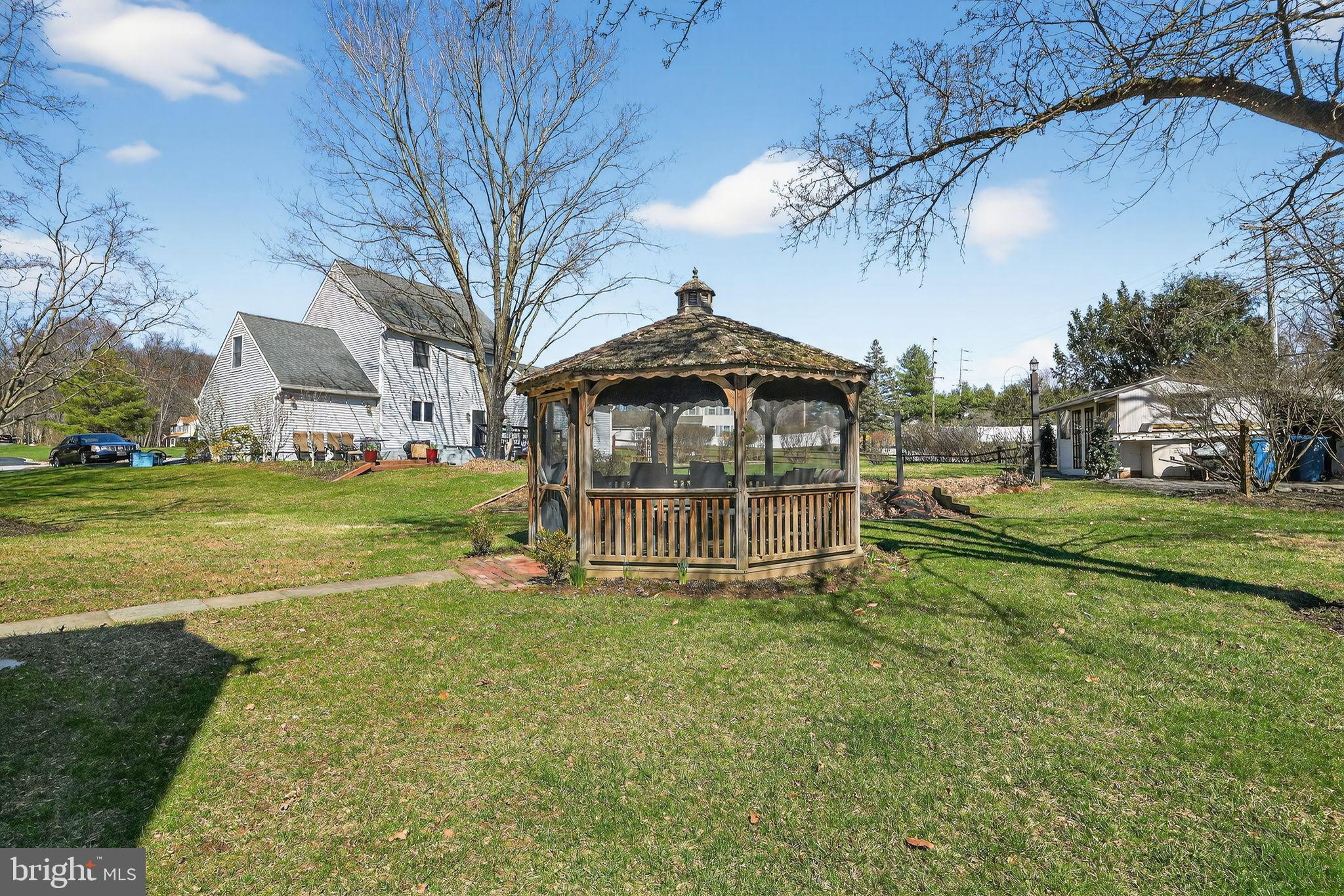 BERNAY WOODS - Residential