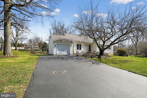 604 LORIENT DRIVE WEST CHESTER PA 19382