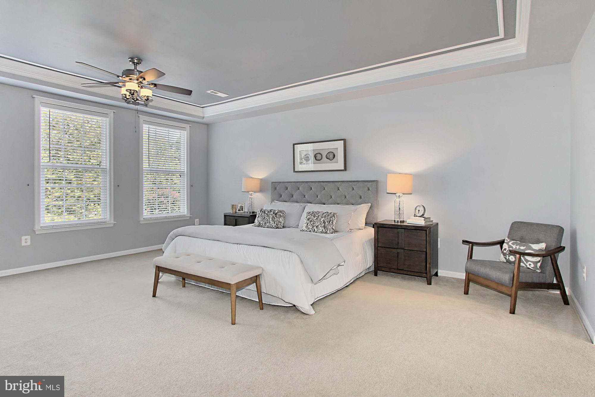 LANSDOWNE TOWN CENTER - Residential