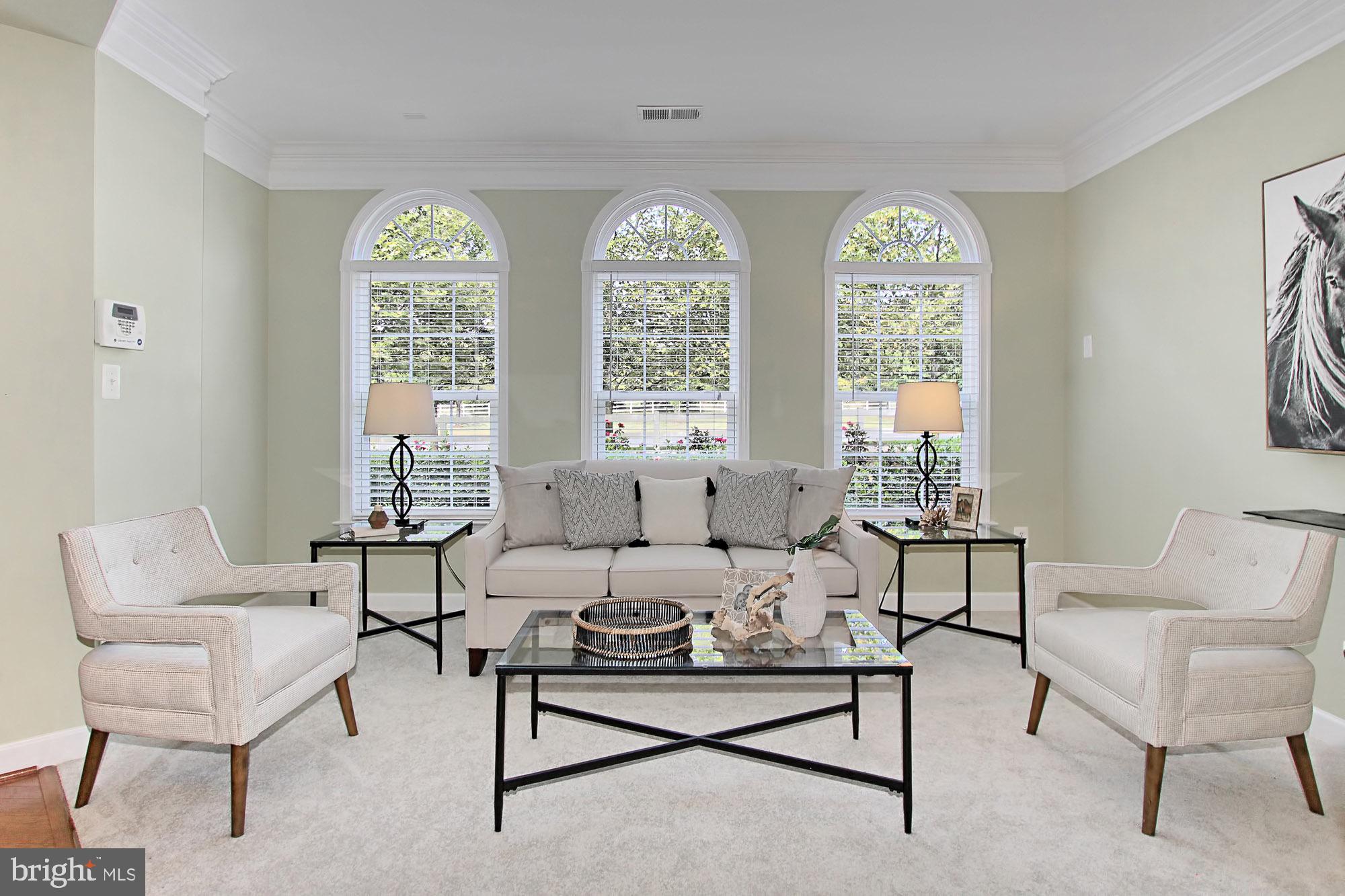 LANSDOWNE TOWN CENTER - Residential