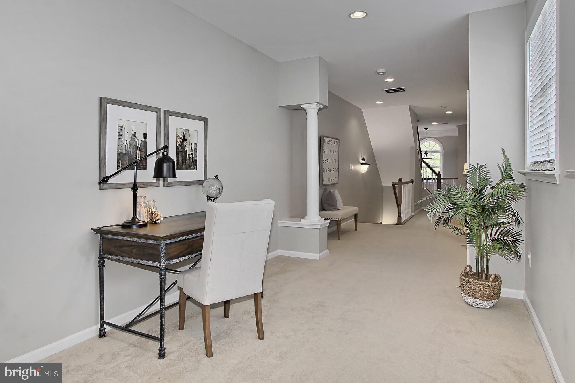 LANSDOWNE TOWN CENTER - Residential