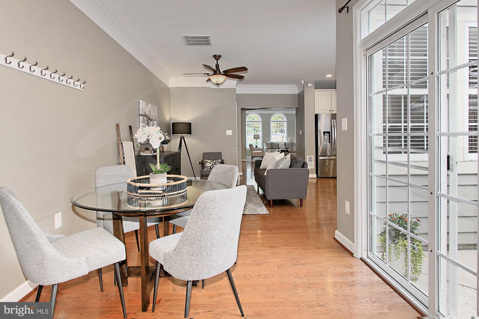 LANSDOWNE TOWN CENTER - Residential