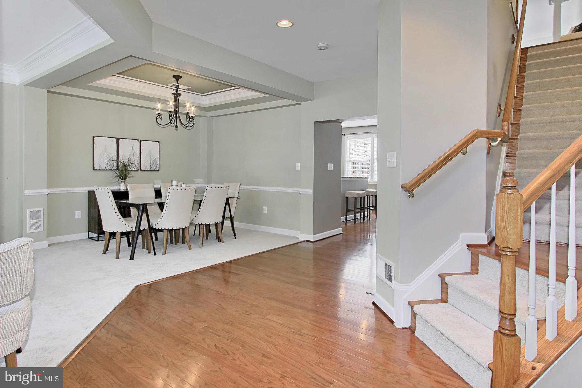 LANSDOWNE TOWN CENTER - Residential