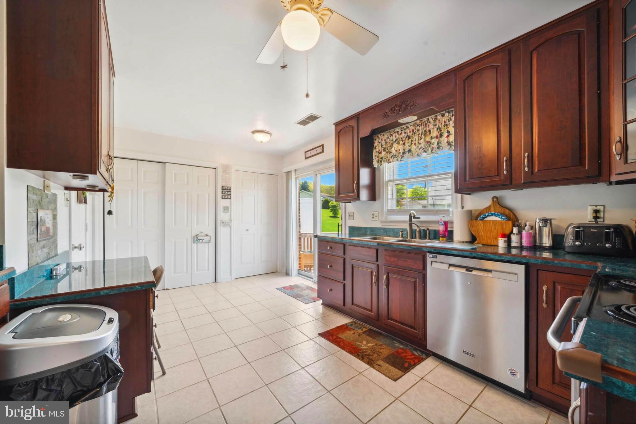 WOODCREST - Residential