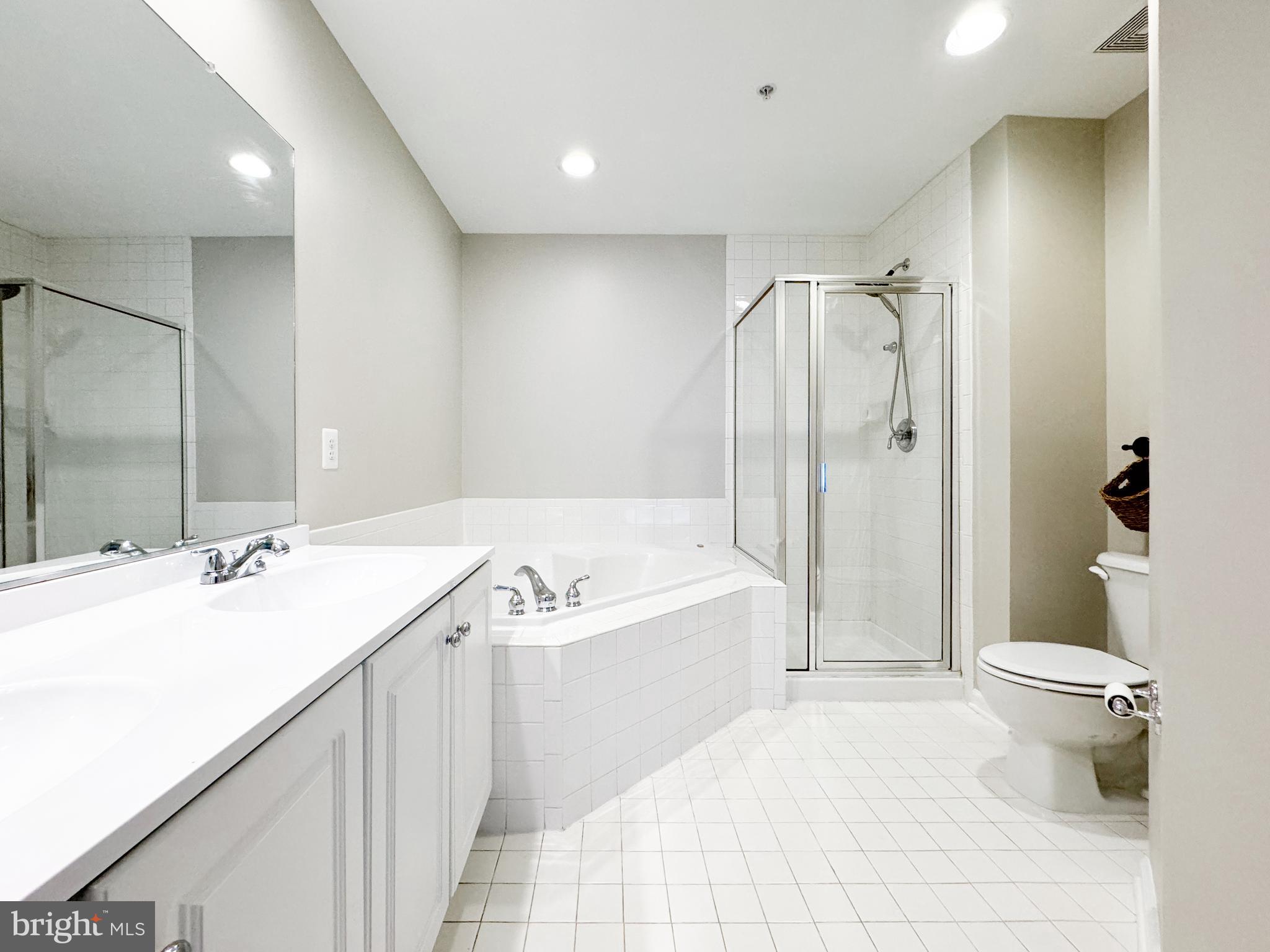 TYSONS VILLAGE - Residential Lease