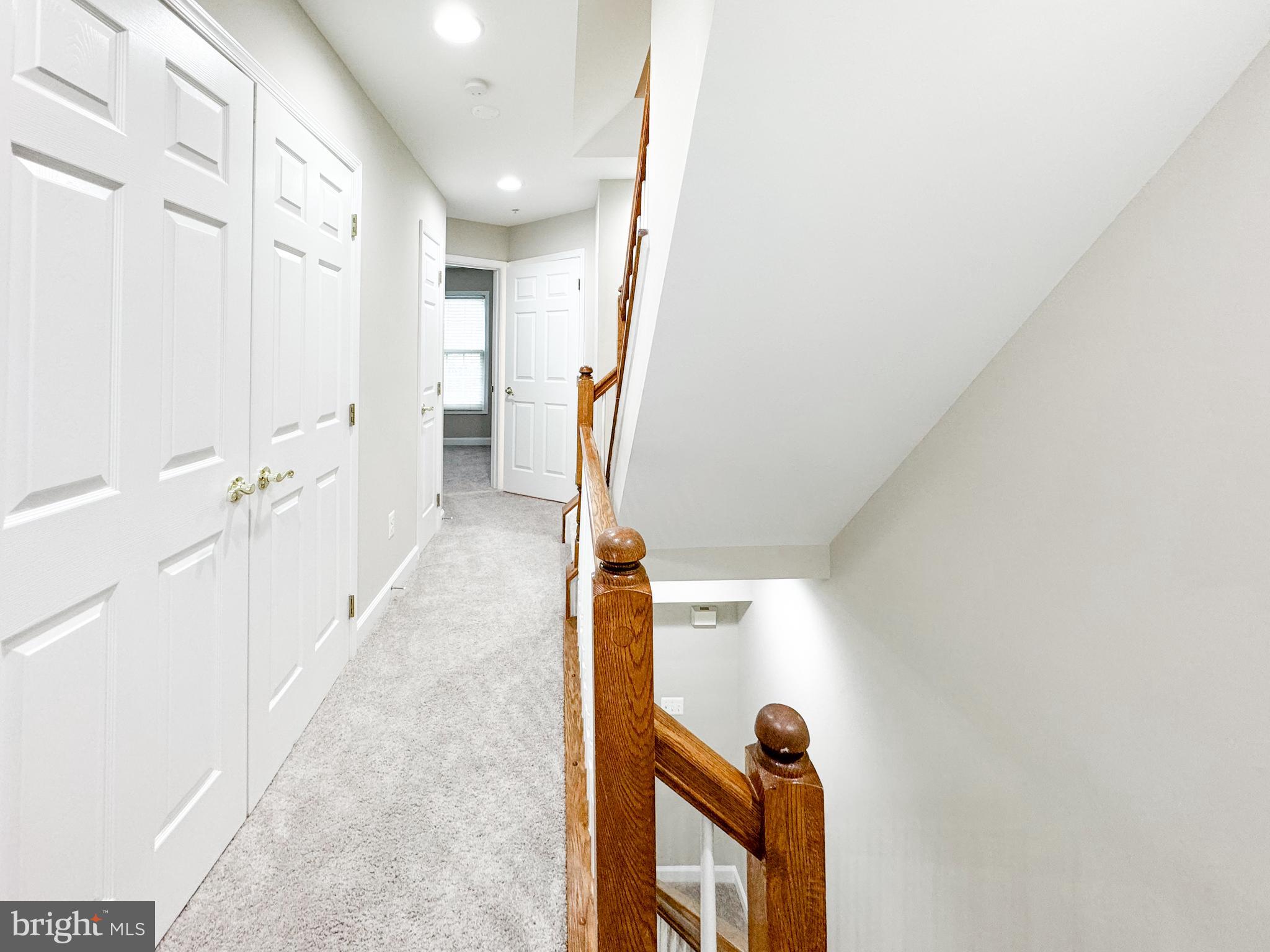 TYSONS VILLAGE - Residential Lease