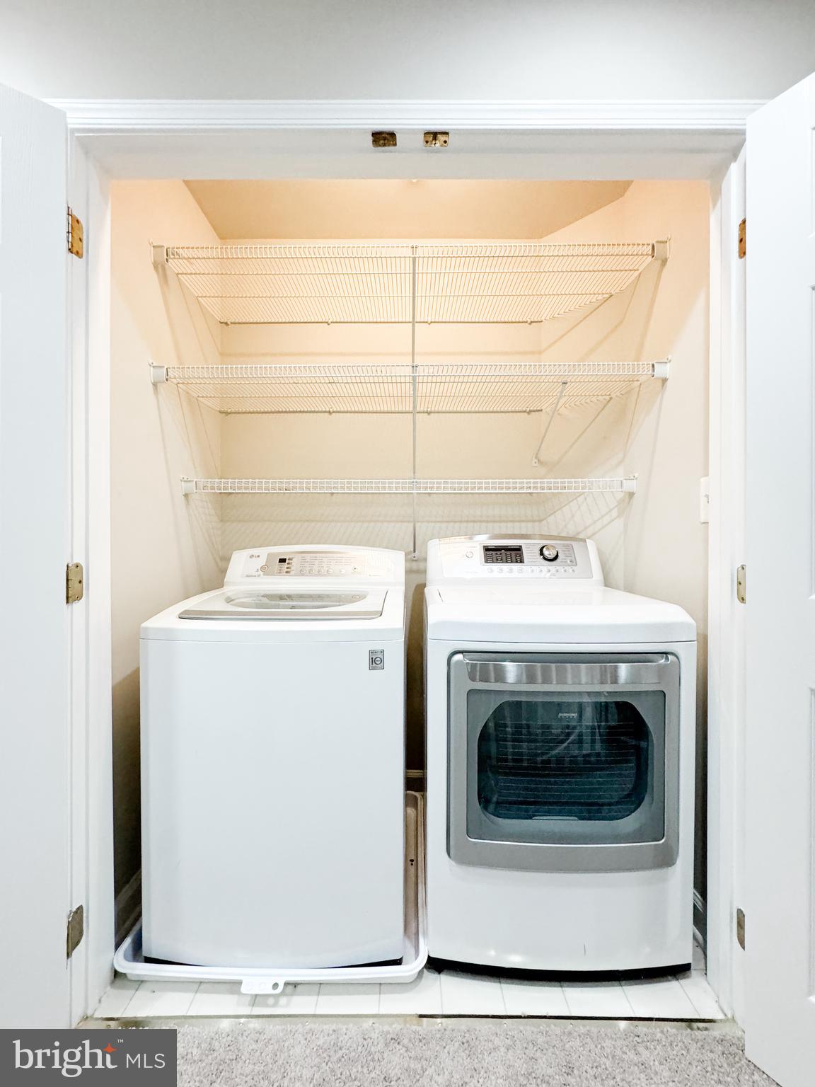 TYSONS VILLAGE - Residential Lease