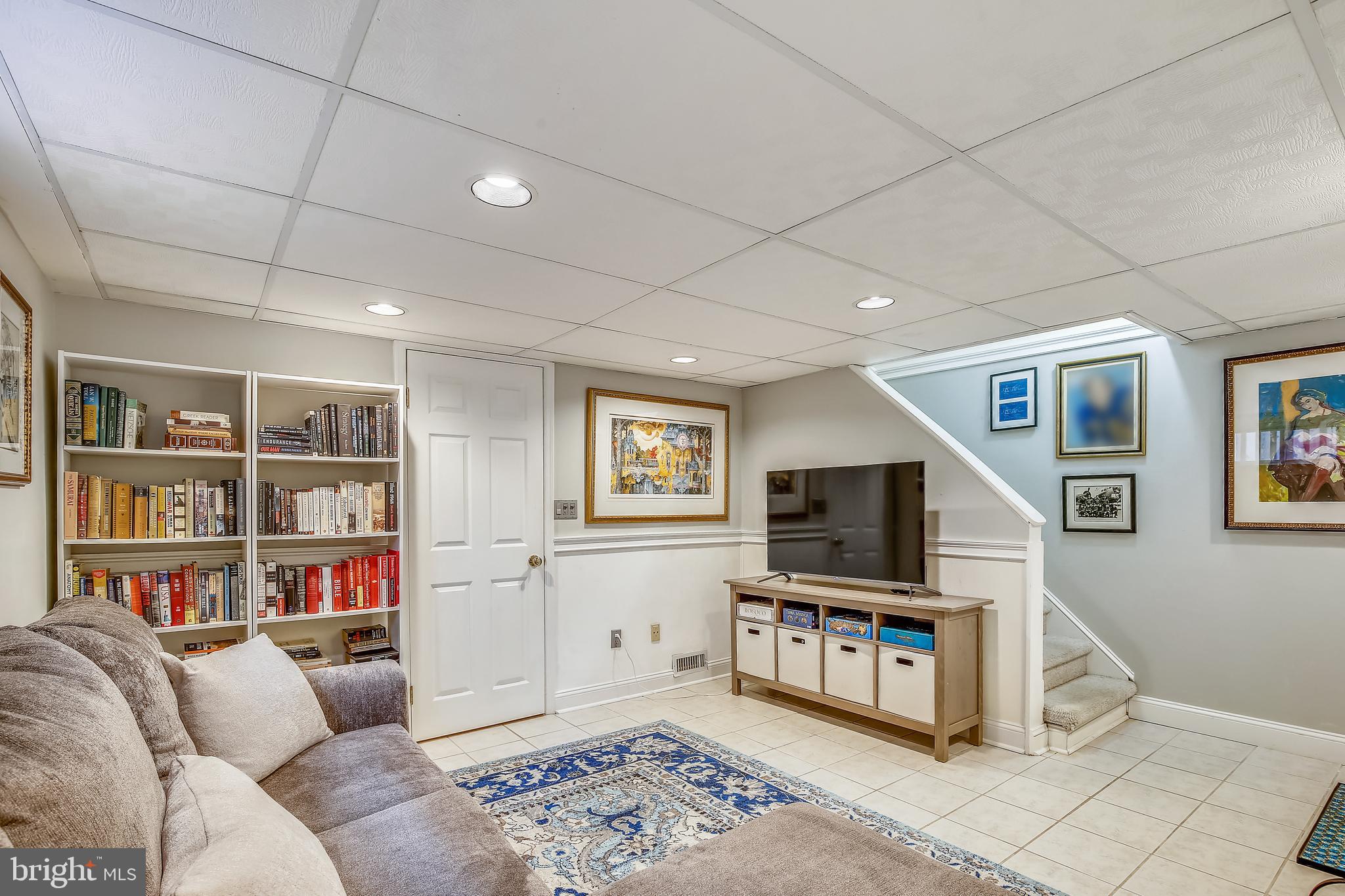 VIRGINIA VILLAGE - Residential