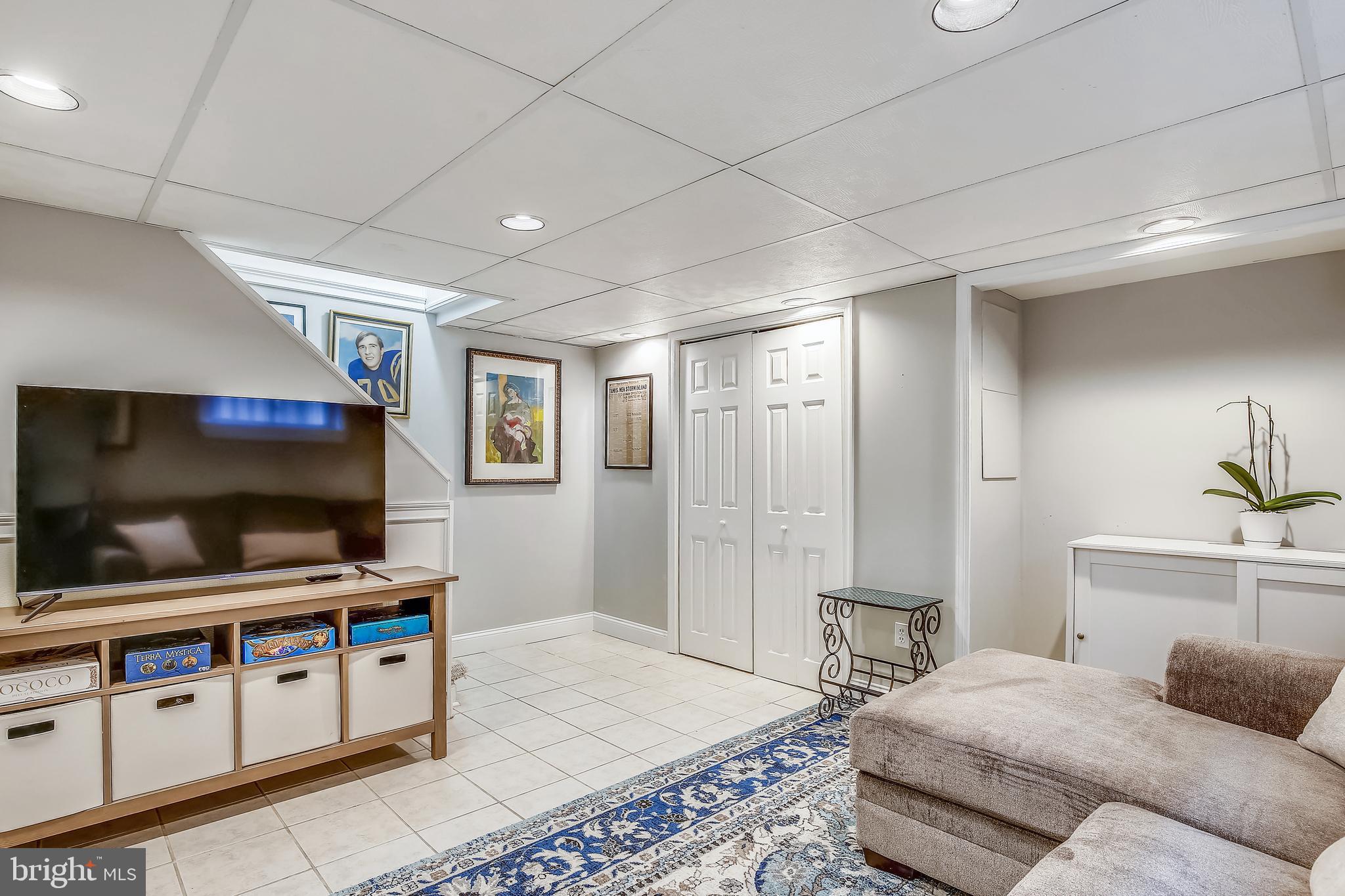 VIRGINIA VILLAGE - Residential