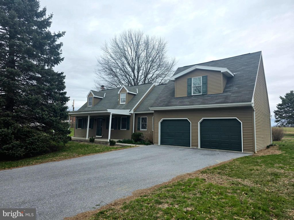 Photo of 429 Hilldale Road, HOLTWOOD, PA 17532 (MLS # PALA2080704)