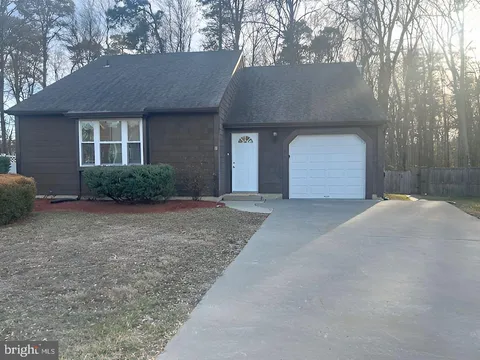 10 Acorn Ct, Sicklerville, NJ MLS: NJCD2087224