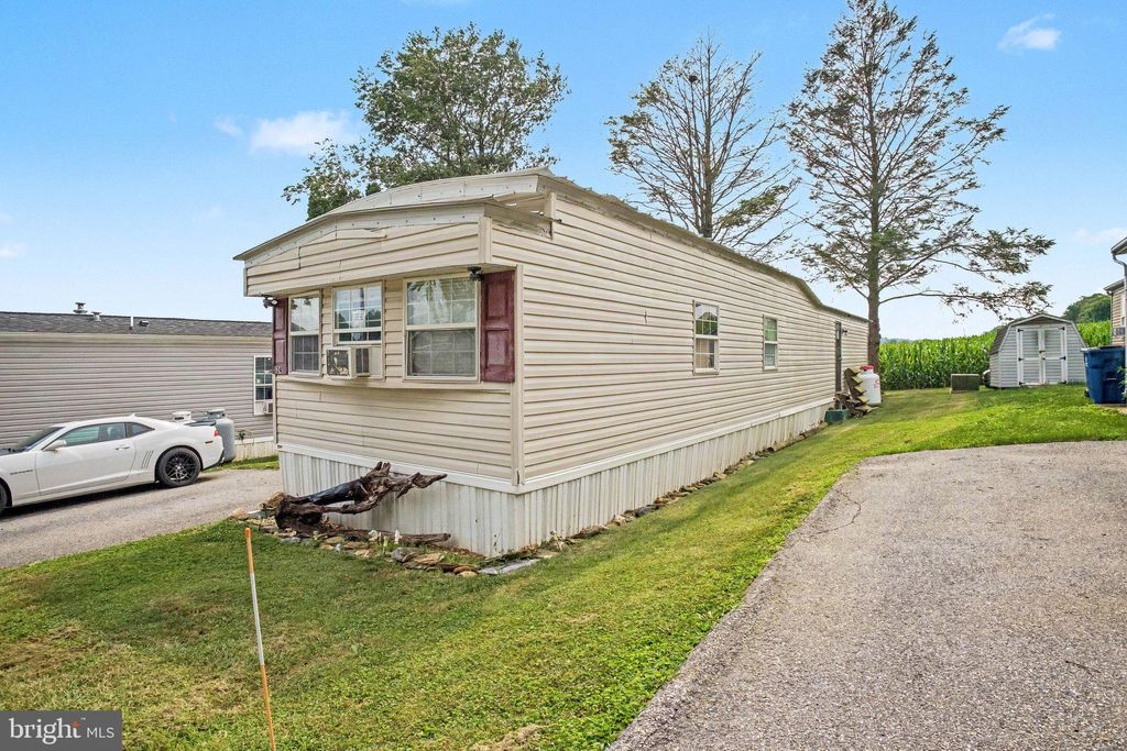 Photo of 24 Ashton Drive, NEW PROVIDENCE, PA 17560 (MLS # PALA2091926)
