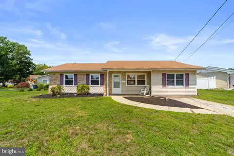 5 Forest Park Terrace, Monroe Township, NJ MLS: NJMX2012766