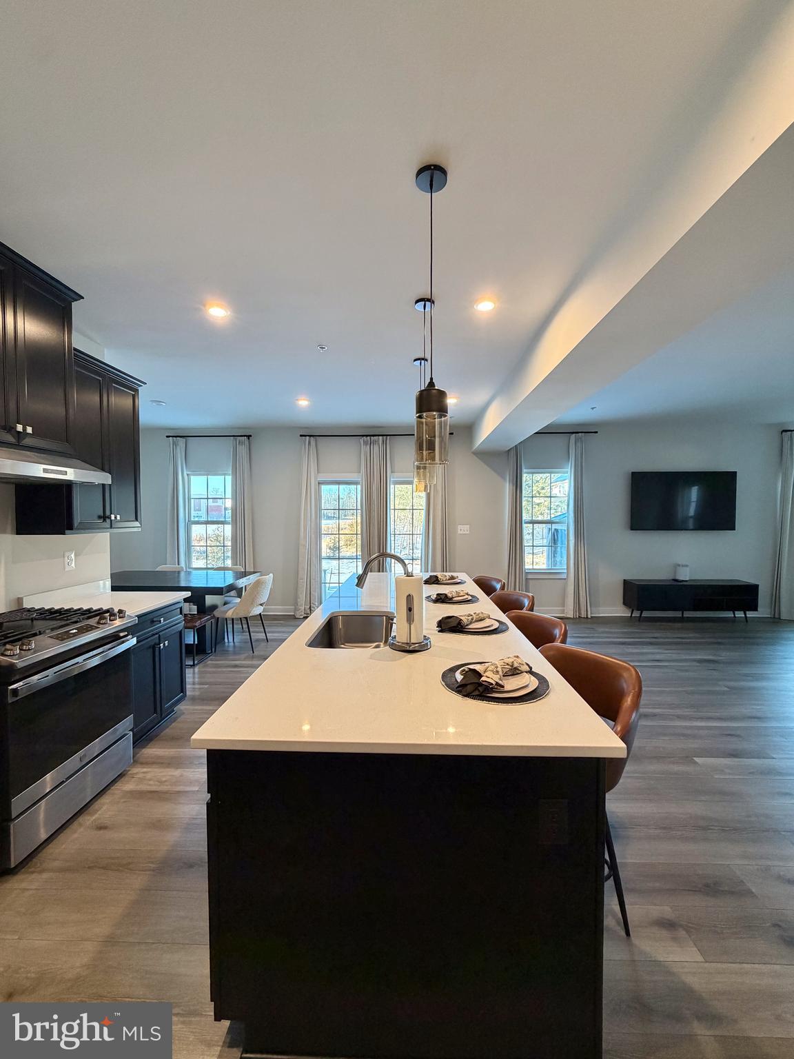 TIMOTHY BRANCH SINGLES - Residential