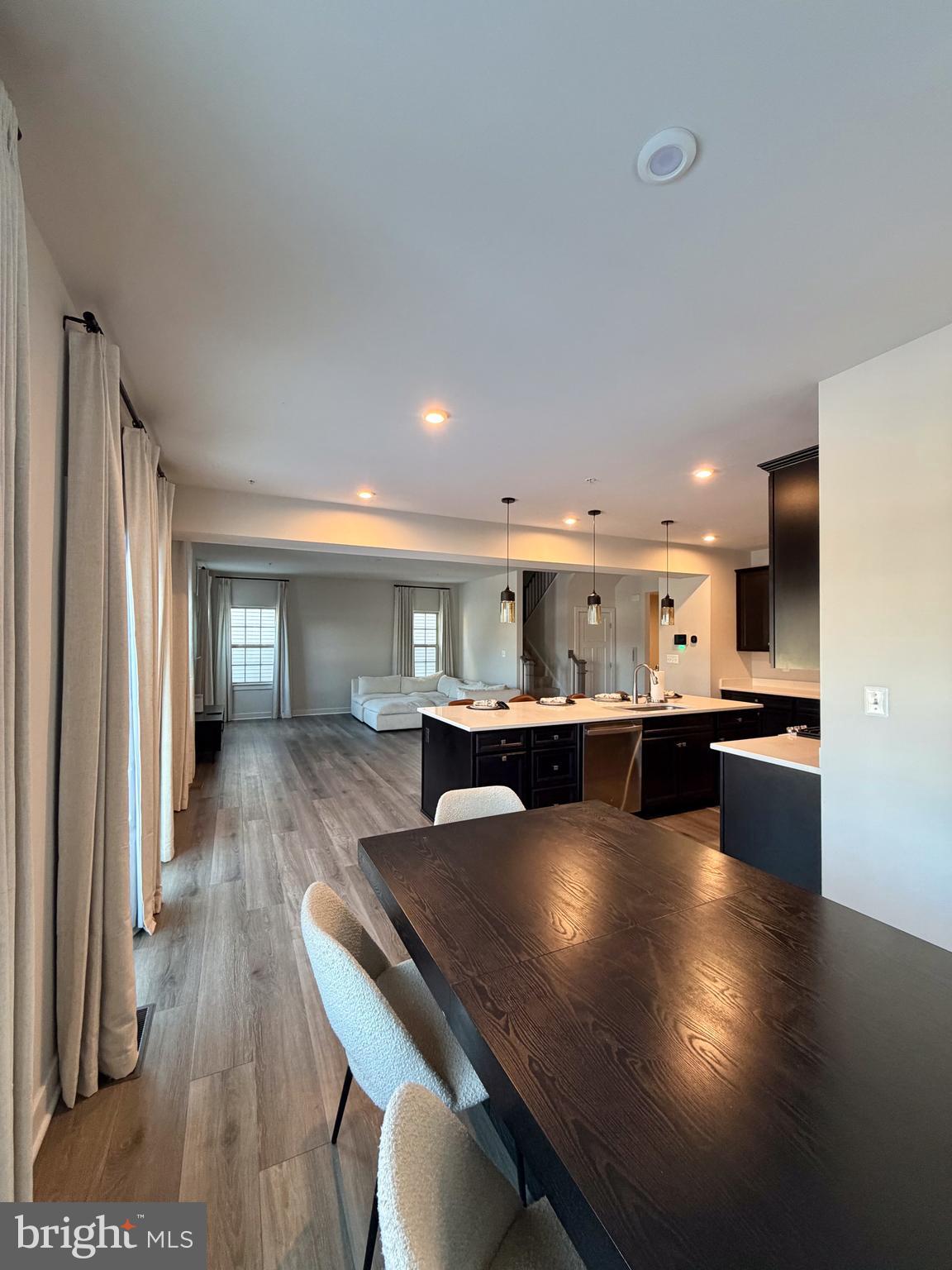 TIMOTHY BRANCH SINGLES - Residential