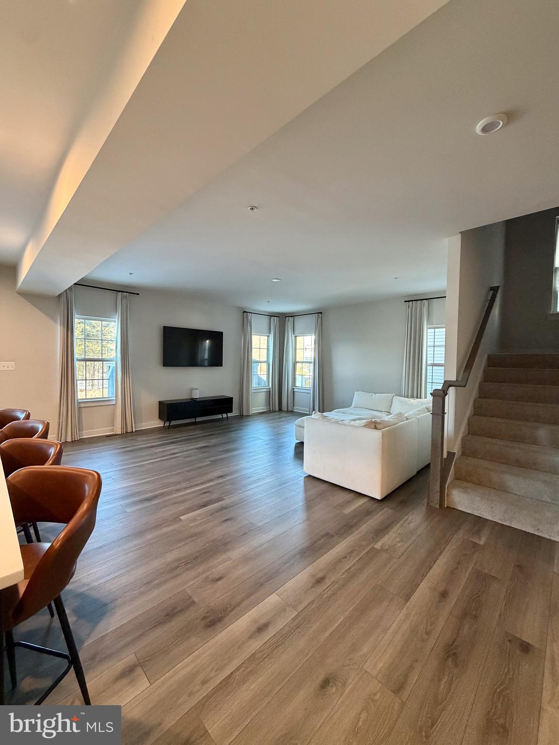 TIMOTHY BRANCH SINGLES - Residential