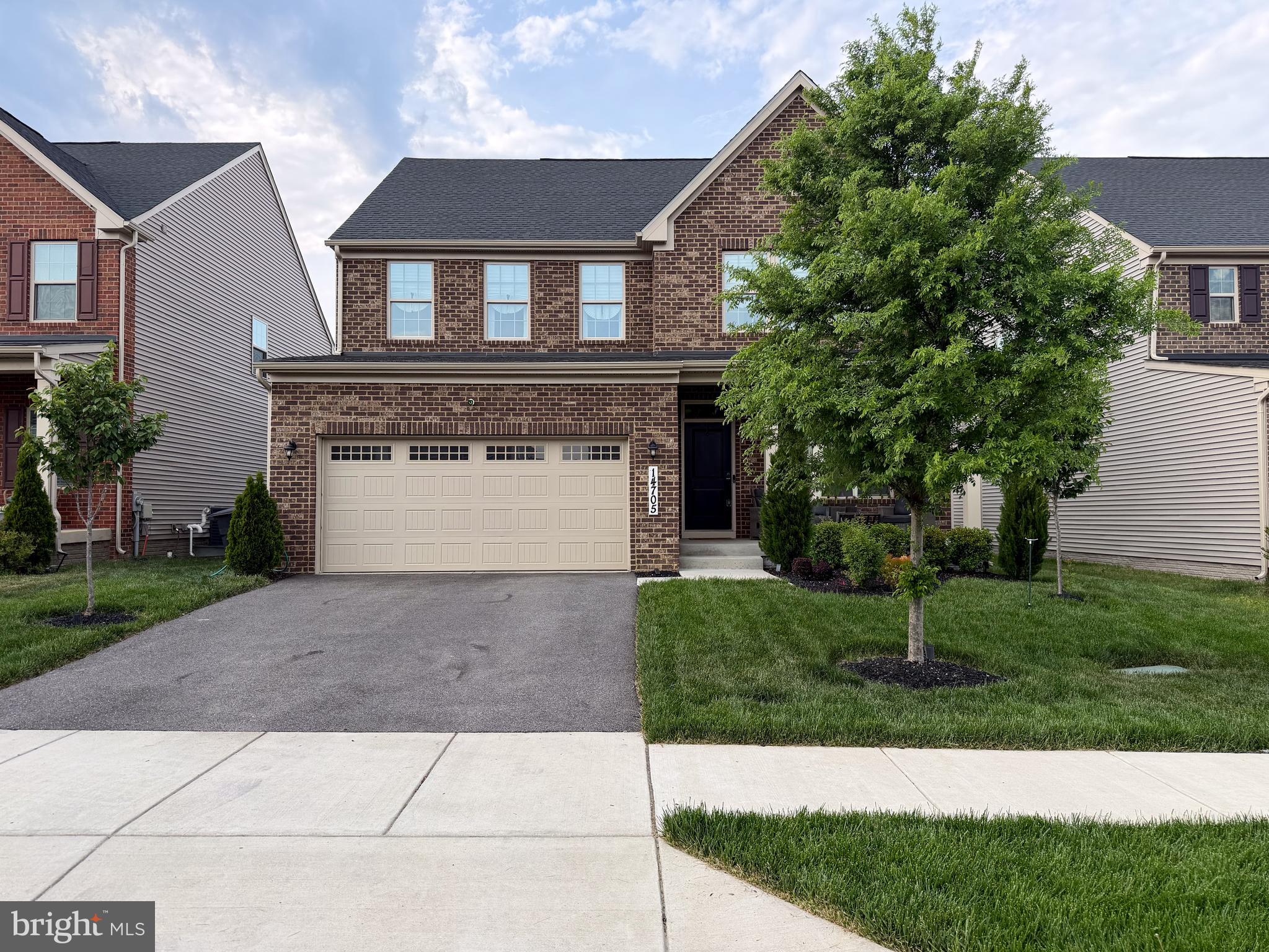 TIMOTHY BRANCH SINGLES - Residential