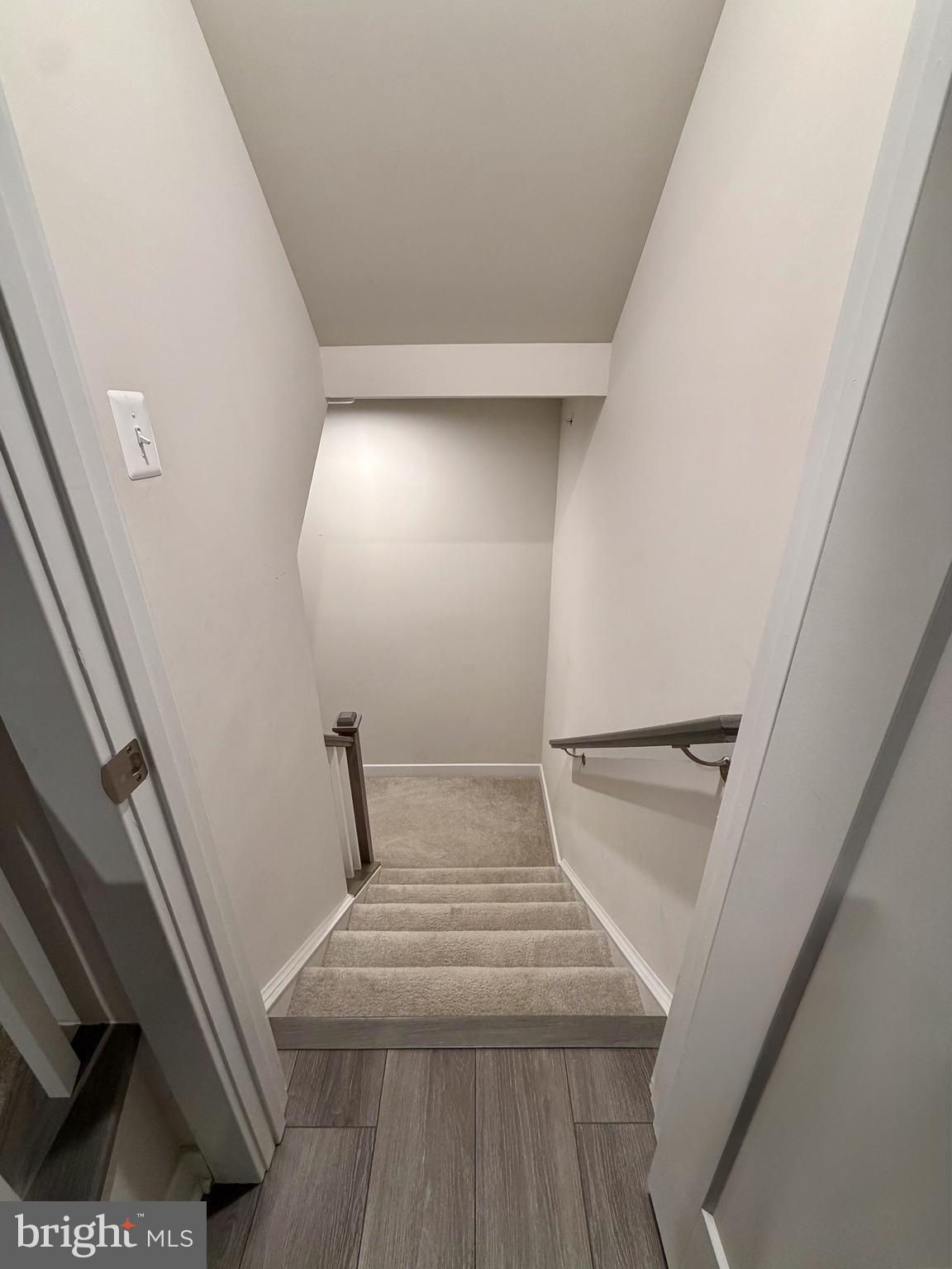 TIMOTHY BRANCH SINGLES - Residential