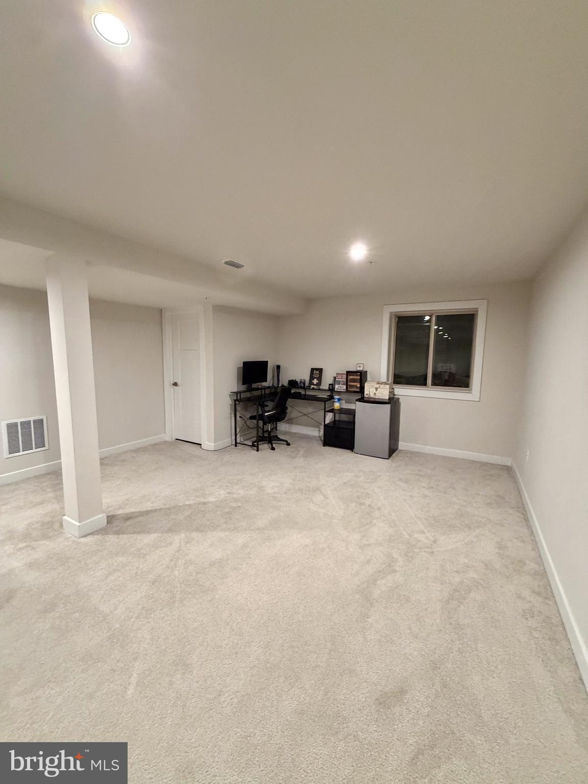 TIMOTHY BRANCH SINGLES - Residential