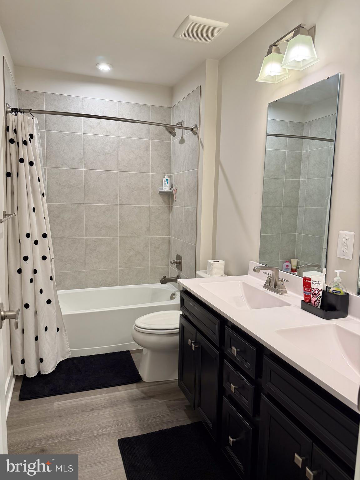 TIMOTHY BRANCH SINGLES - Residential