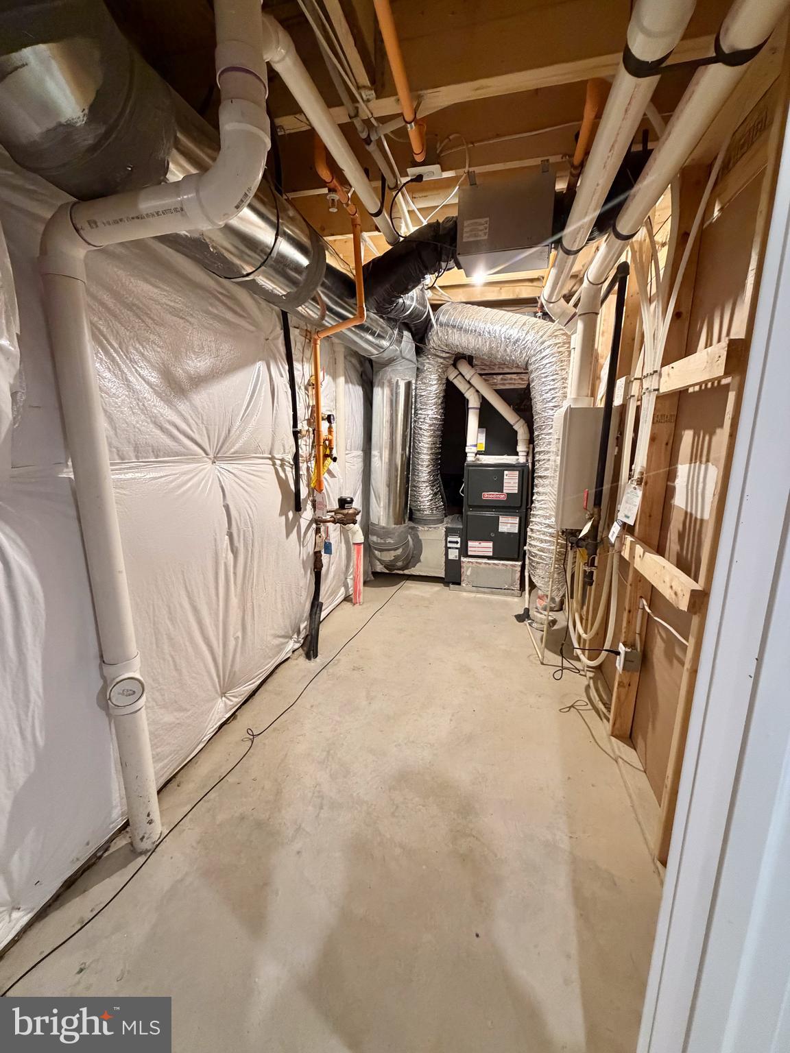 TIMOTHY BRANCH SINGLES - Residential