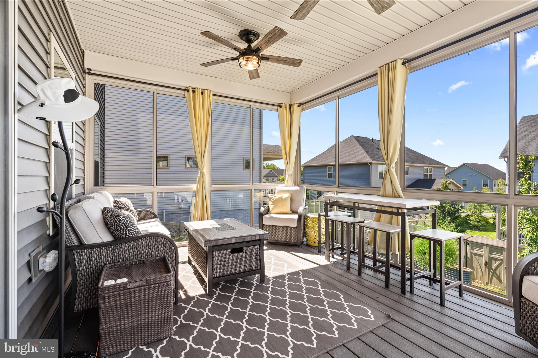WOODRIDGE AT LAKE LINGANORE - Residential