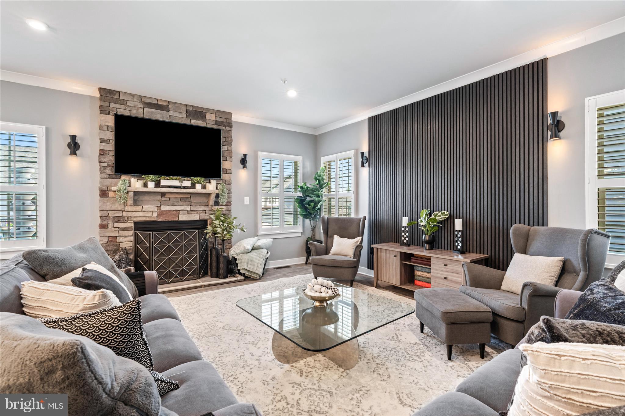 WOODRIDGE AT LAKE LINGANORE - Residential