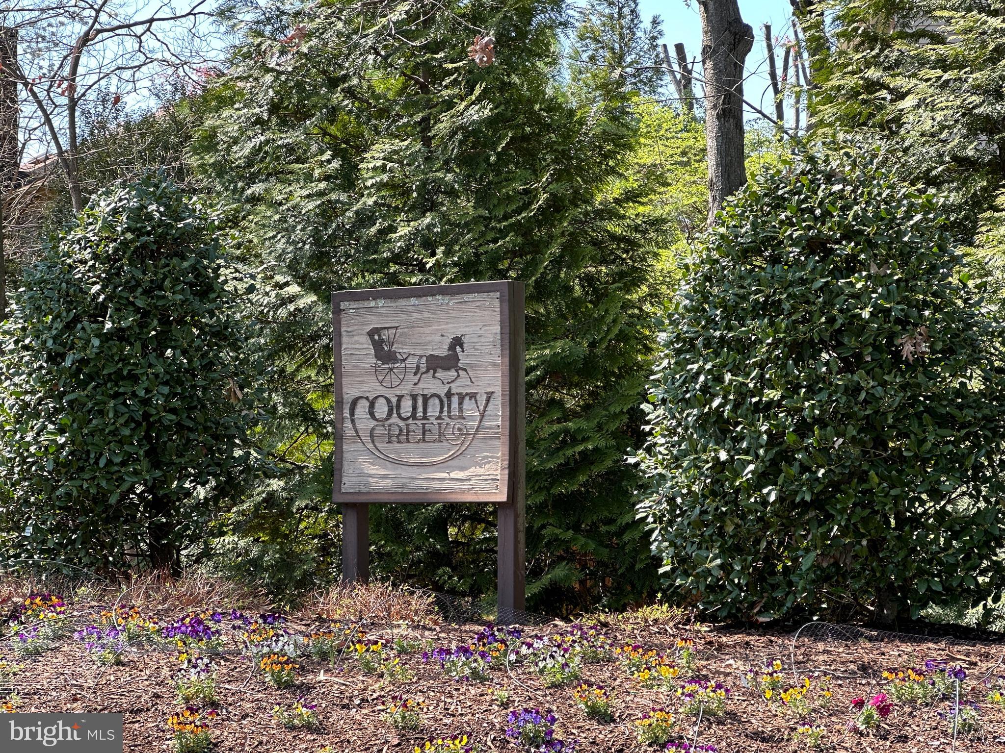 COUNTRY CREEK - Residential