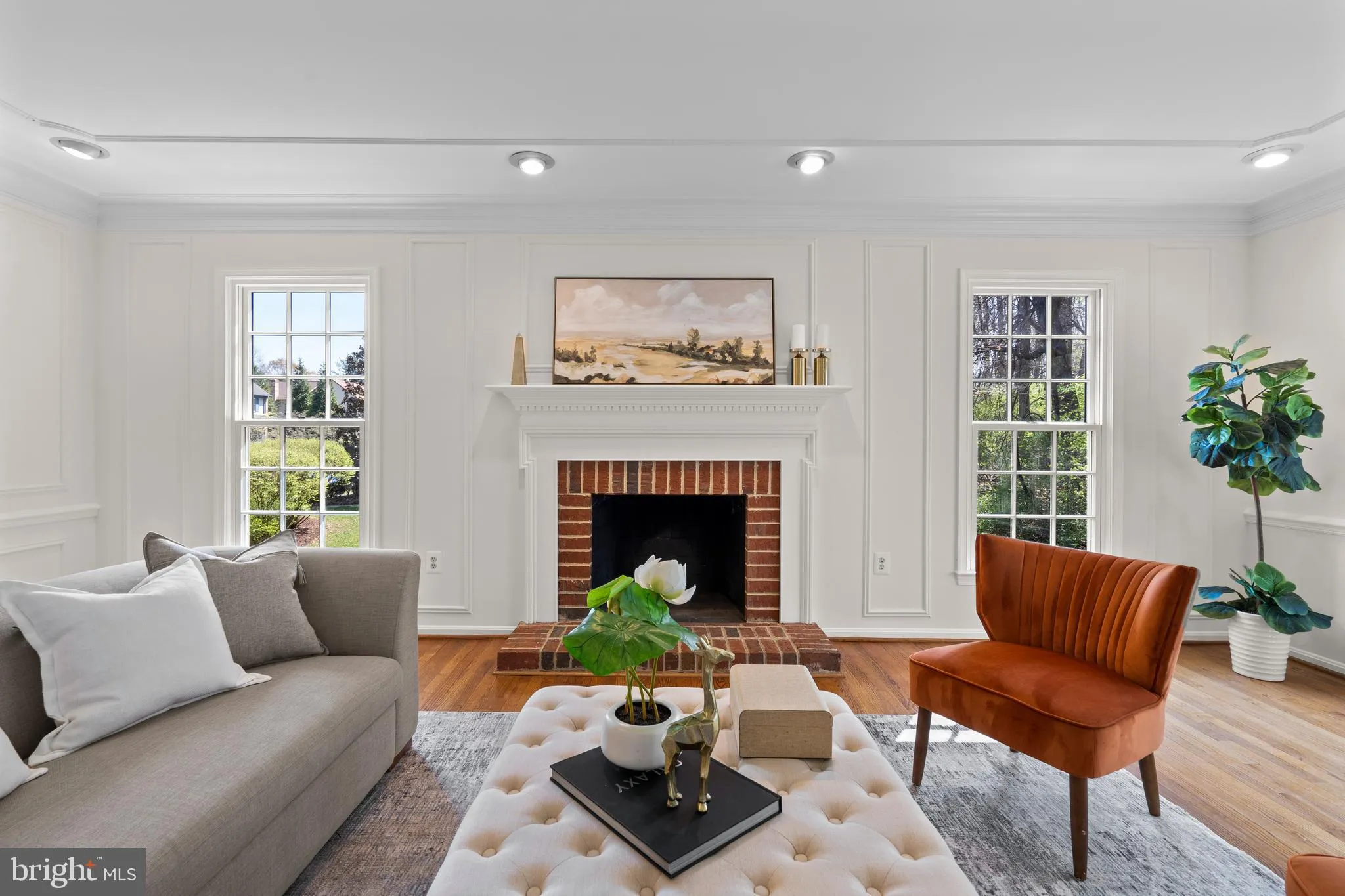 Vienna, Virginia 22181, United States, 3 Bedrooms Bedrooms, ,4 BathroomsBathrooms,Residential,Pending,100198