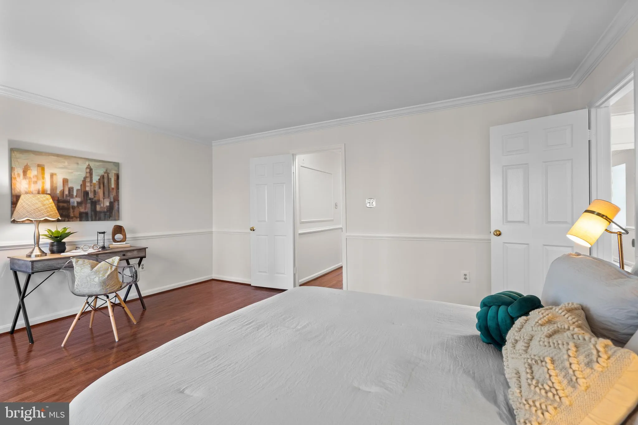 Vienna, Virginia 22181, United States, 3 Bedrooms Bedrooms, ,4 BathroomsBathrooms,Residential,Pending,100198