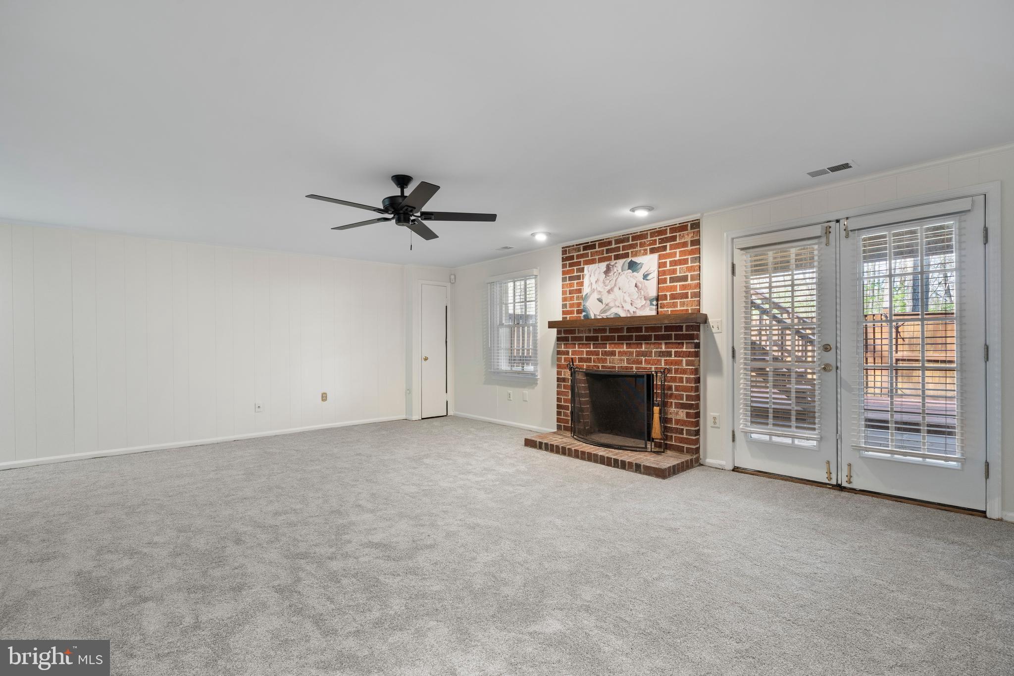 COUNTRY CREEK - Residential