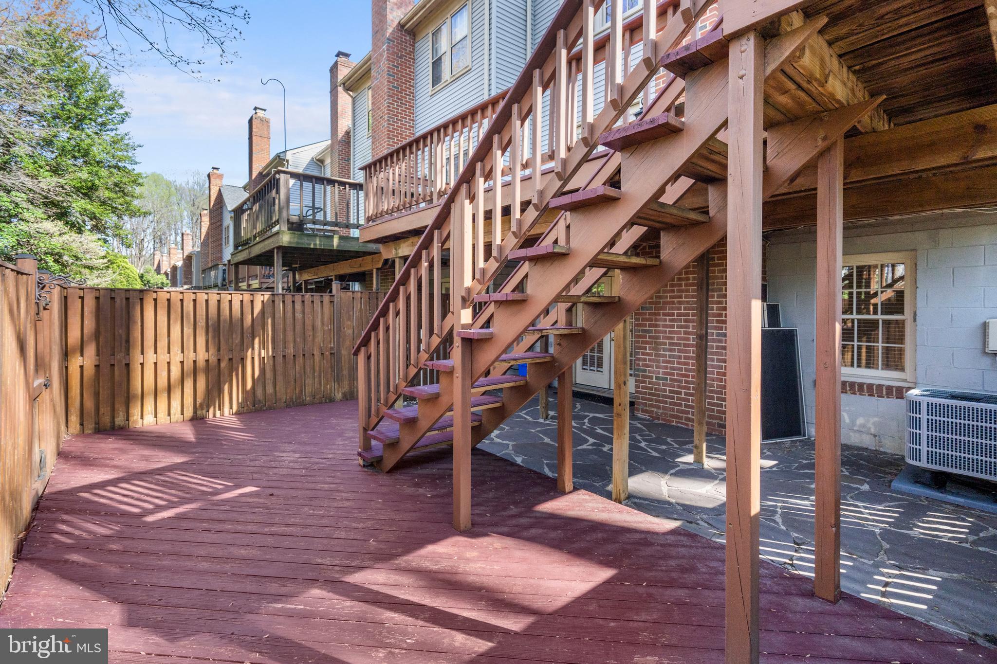 COUNTRY CREEK - Residential