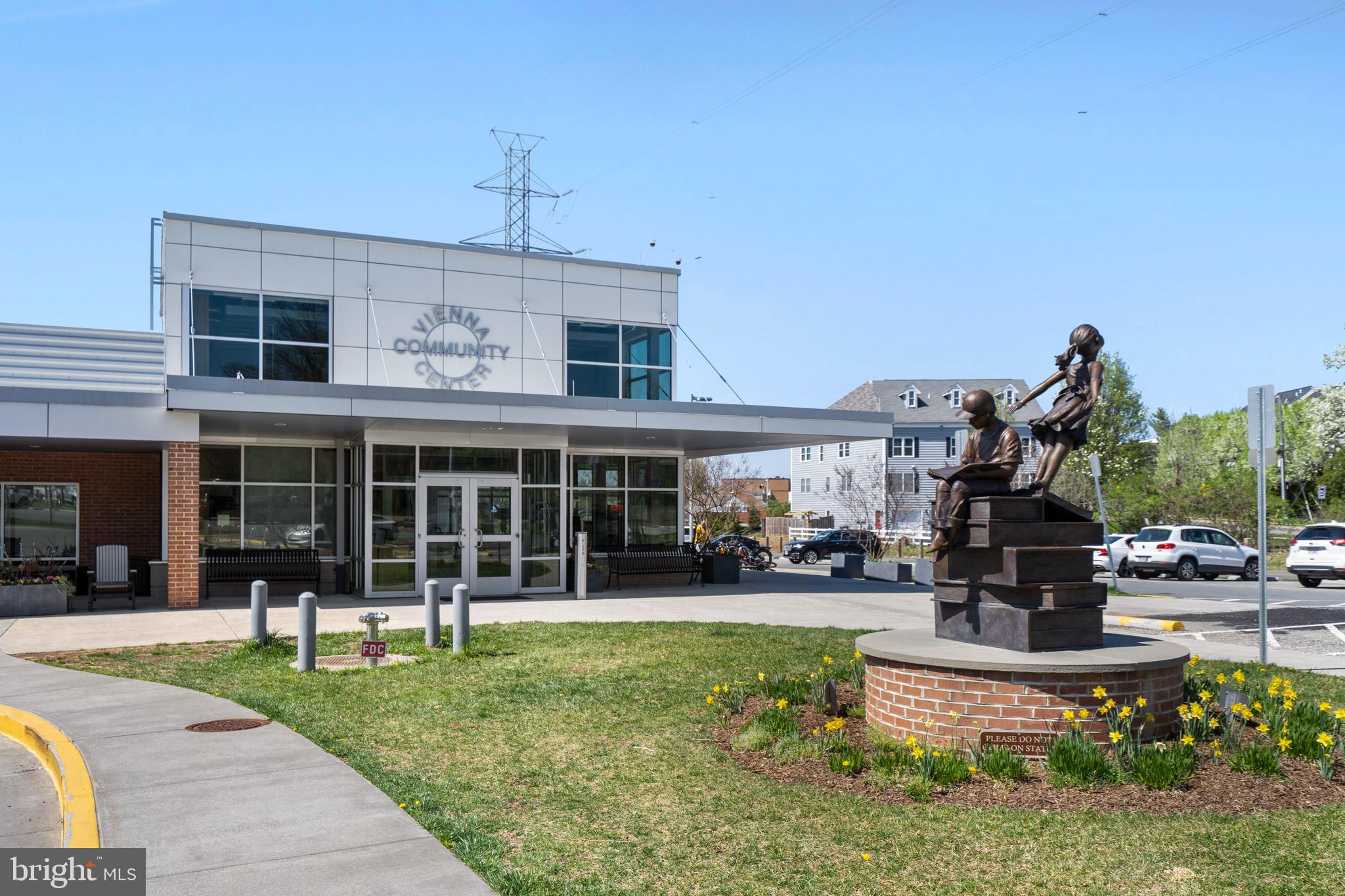 COUNTRY CREEK - Residential