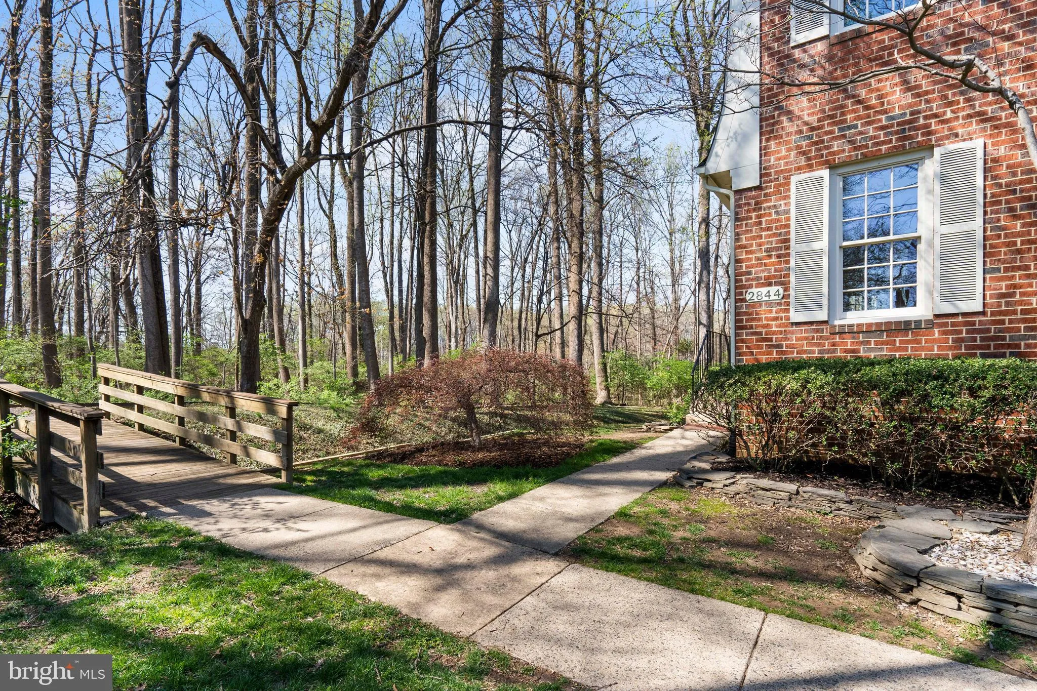 Vienna, Virginia 22181, United States, 3 Bedrooms Bedrooms, ,4 BathroomsBathrooms,Residential,Pending,100198