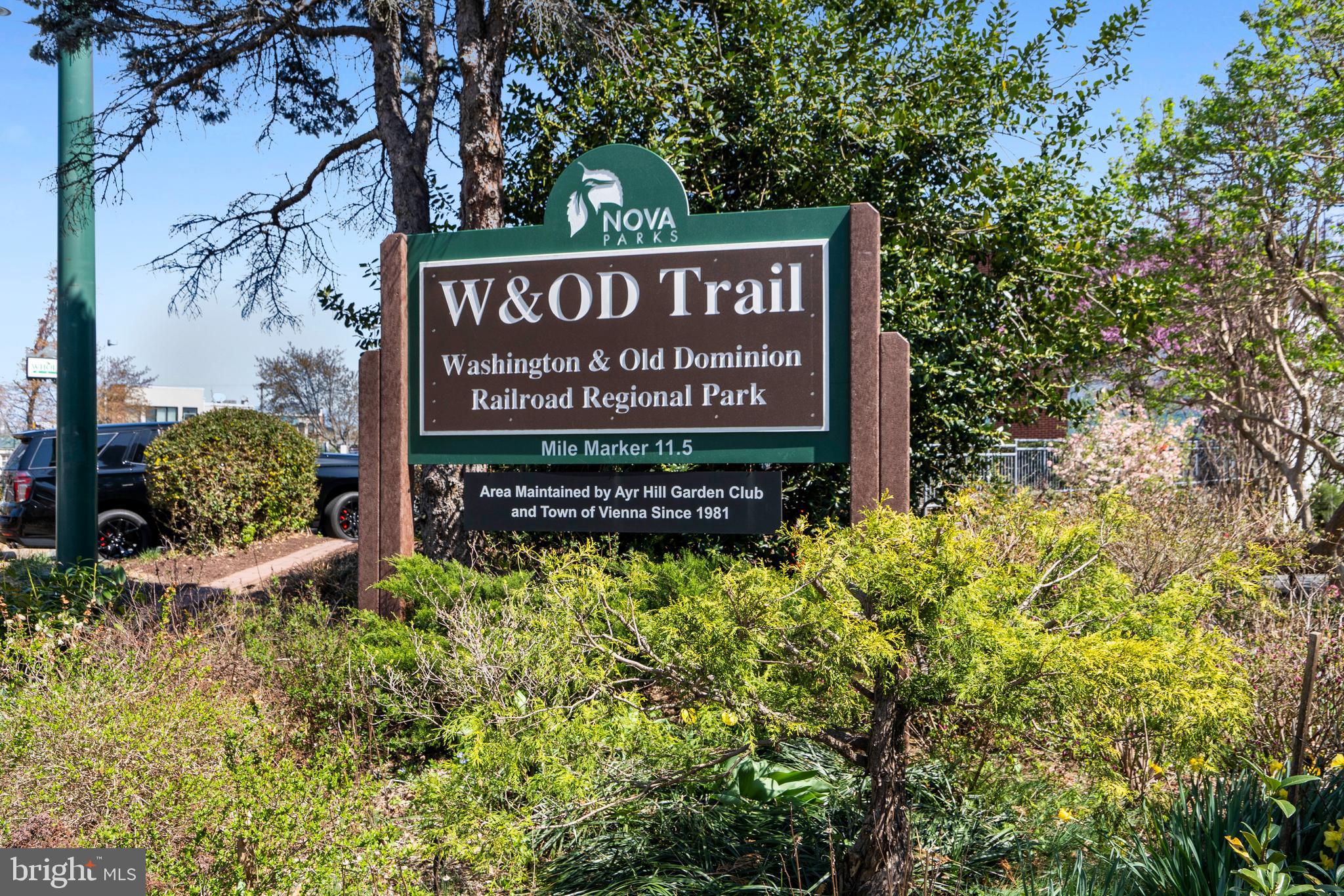 COUNTRY CREEK - Residential