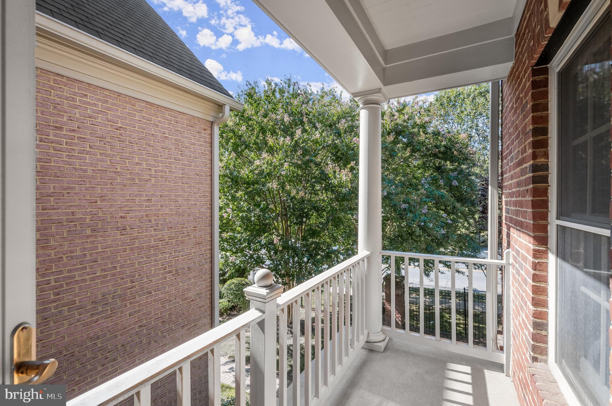 CHEVY CHASE MEWS - Residential